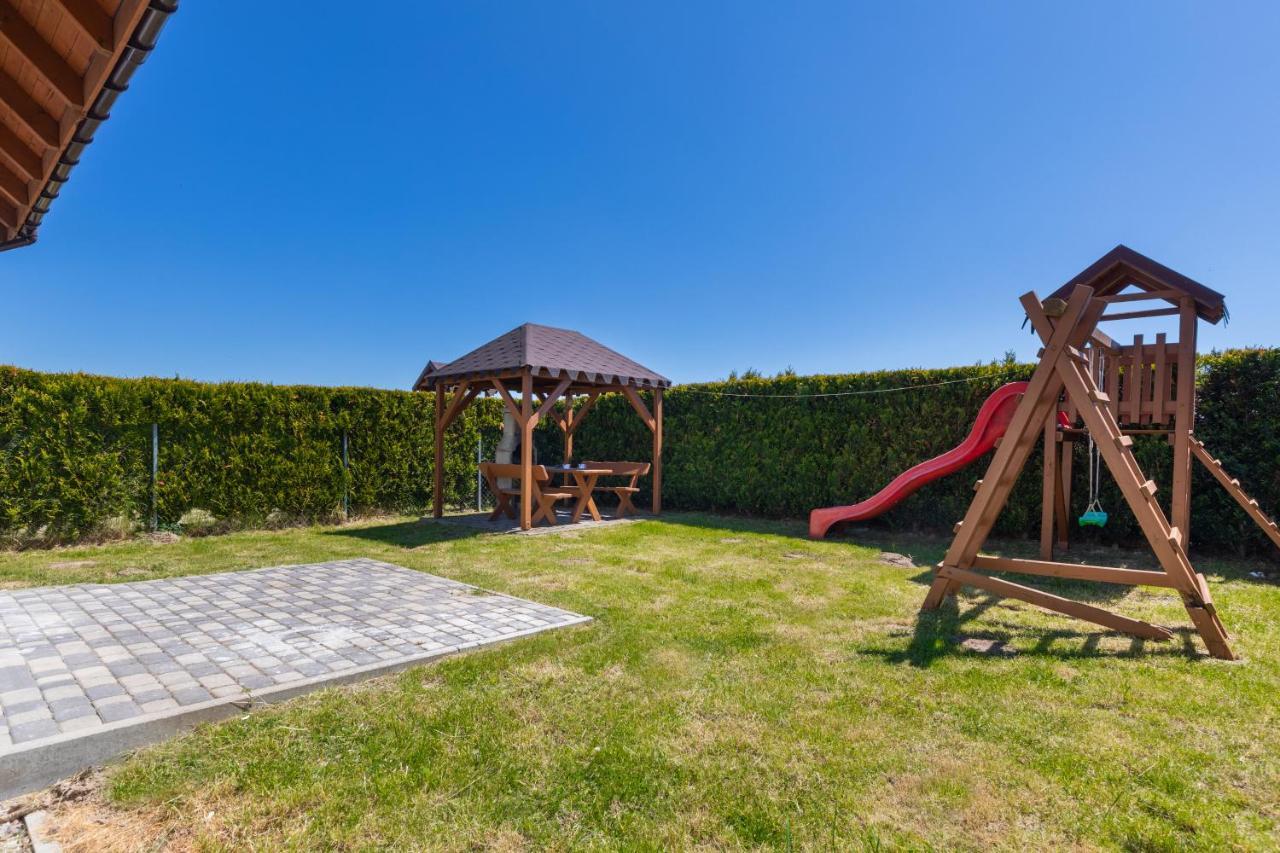 Holiday Houses Alana & Alva With Garden By Noclegi Renters Międzywodzie Εξωτερικό φωτογραφία